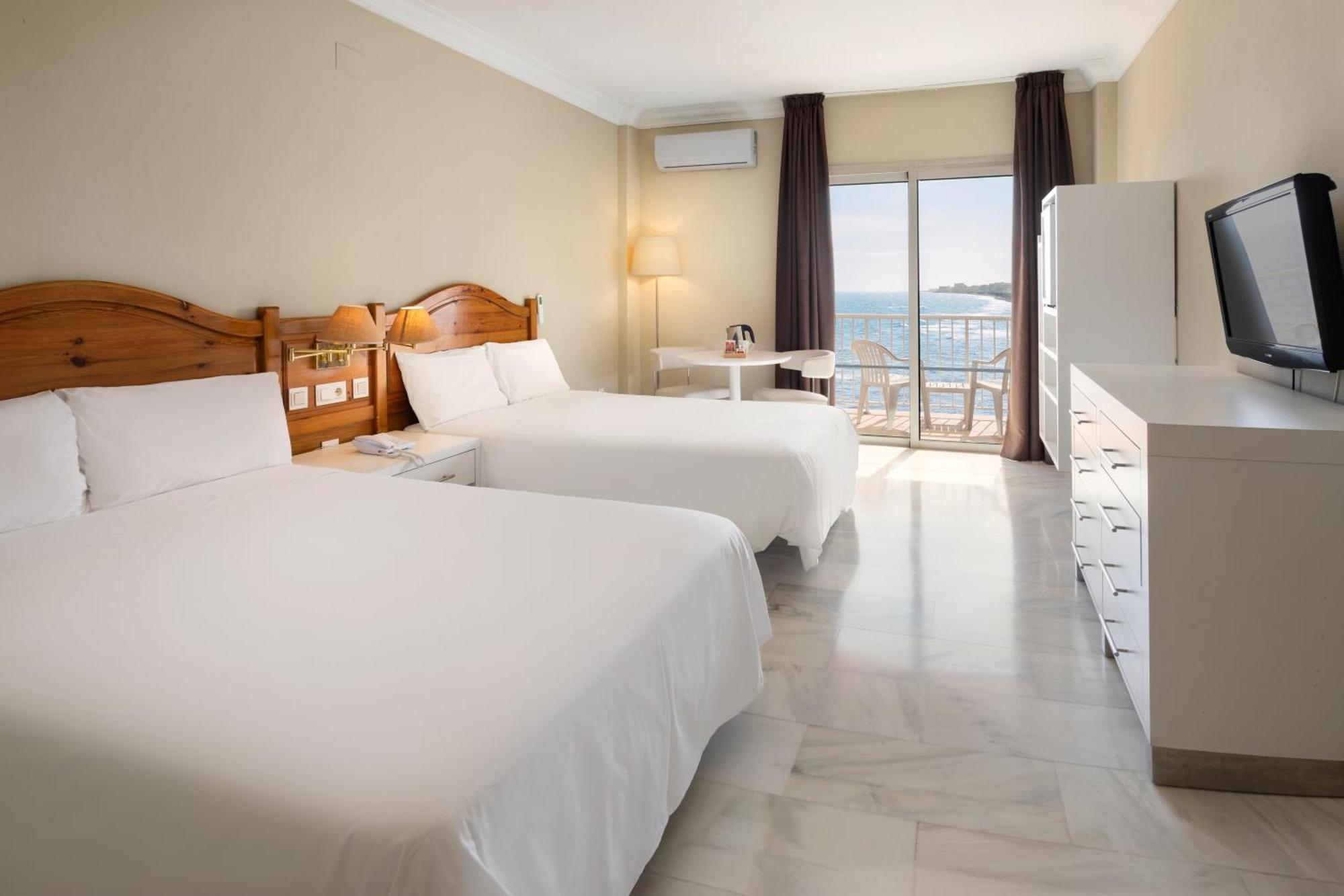 Sol Guadalmar Hotel Malaga Bagian luar foto