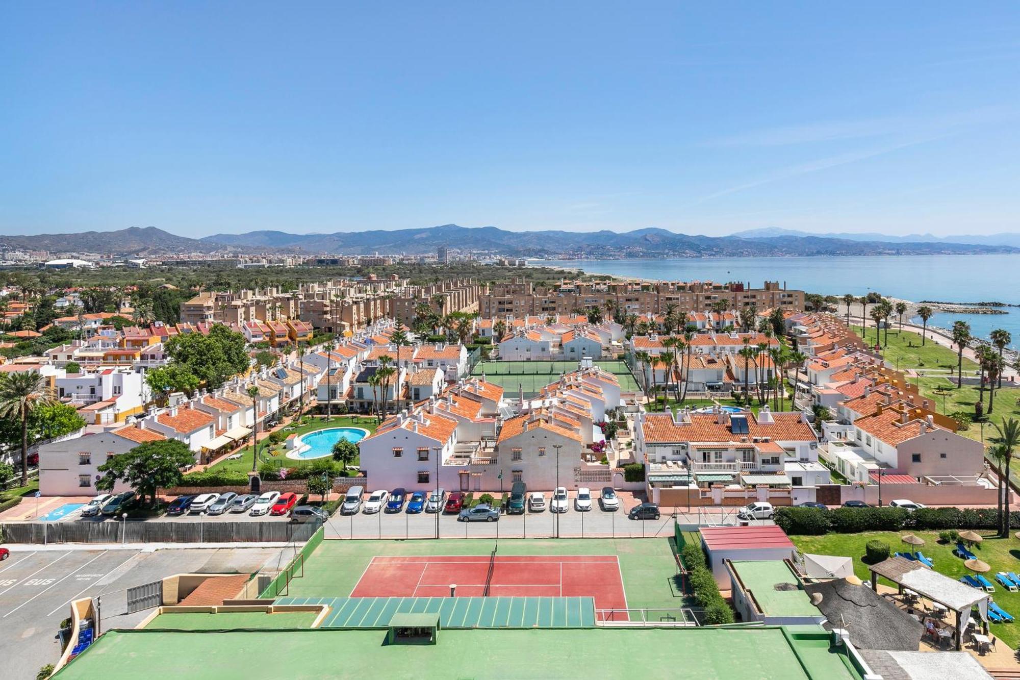 Sol Guadalmar Hotel Malaga Bagian luar foto